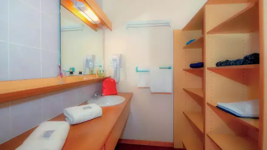 Karellis's room