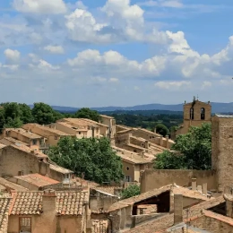 Cucuron dans le Luberon