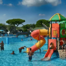 Parc aquatique villagio Mare Pineta Adriatique