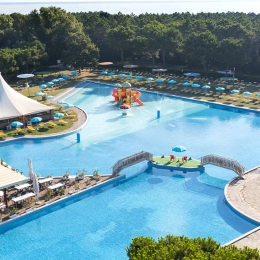 Jeux piscine villagio Mare Pineta Casalborsetti