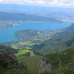 Vue sur le lac