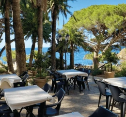 VTF Bandol terrasse vue mer