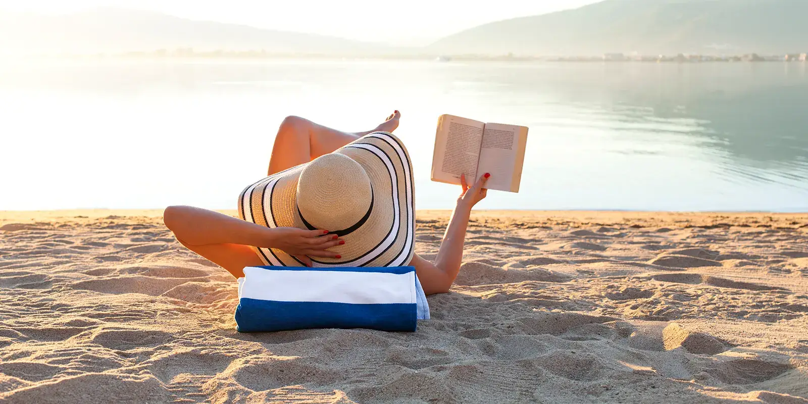 Lecture sur la plage