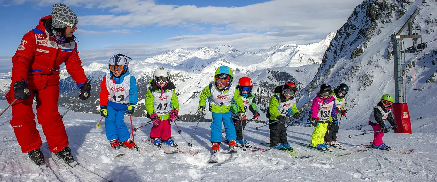 nos animateurs accompagnent vos enfants aux Cours de ski ESF